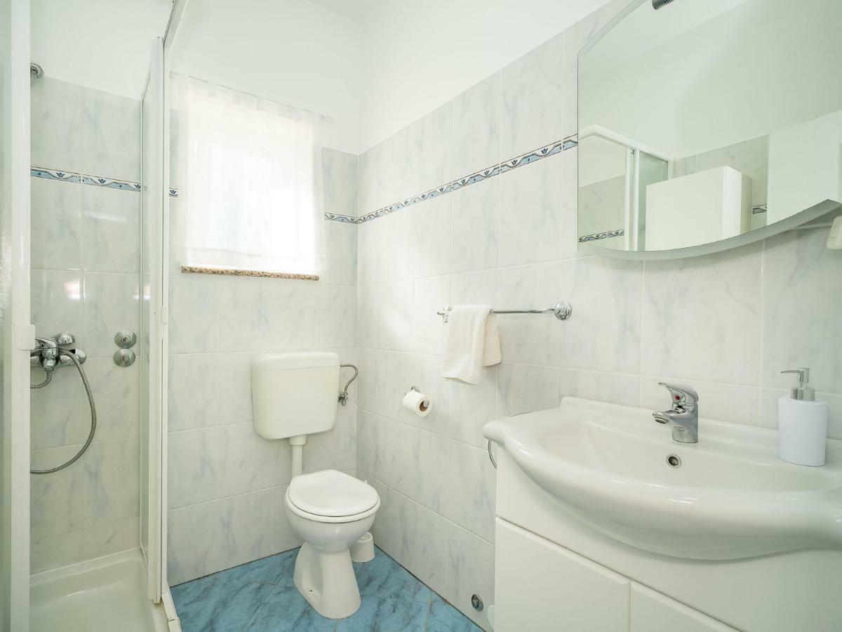Holiday Home Mila By Interhome Kras Bagian luar foto