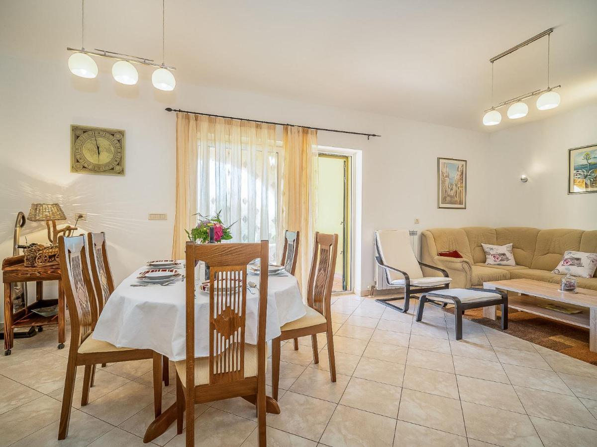 Holiday Home Mila By Interhome Kras Bagian luar foto