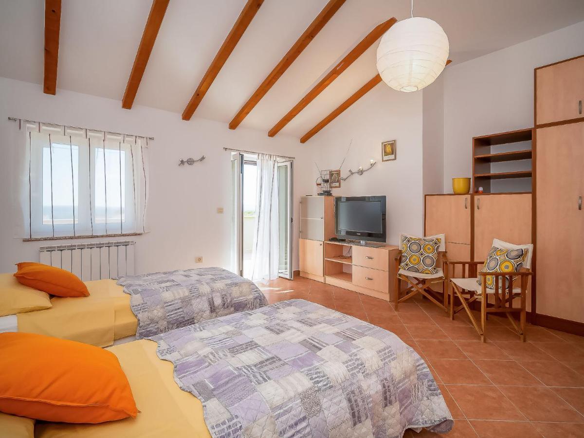 Holiday Home Mila By Interhome Kras Bagian luar foto
