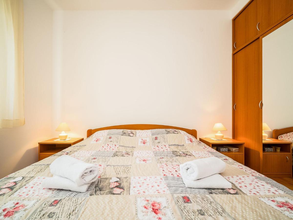 Holiday Home Mila By Interhome Kras Bagian luar foto